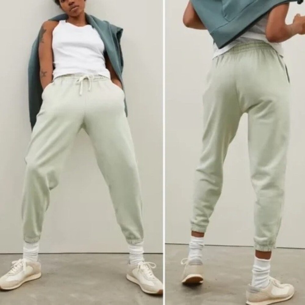 Everlane The Track Jogger in Light Green Organic Cotton Size S Women